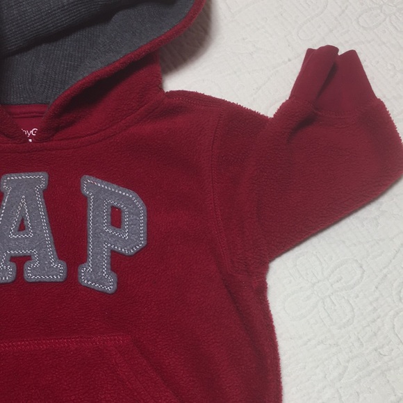 12-18m (4/$20) Fleece Gap Hoodie - Picture 5 of 10